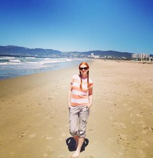 Lena Katina feet photo thumbnail