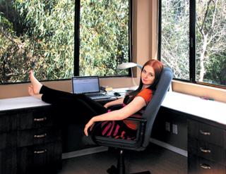 Lena Katina feet photo thumbnail