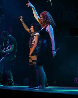 Lena Katina feet photo thumbnail