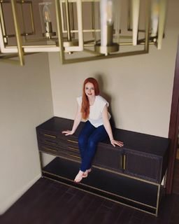 Lena Katina feet photo thumbnail