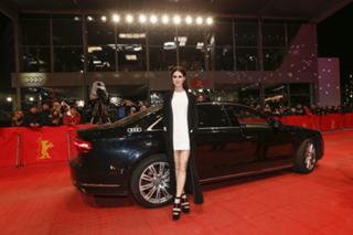 Lena Meyer-Landrut feet photo thumbnail