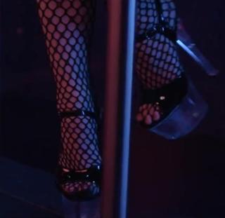 Lena Meyer-Landrut feet photo thumbnail