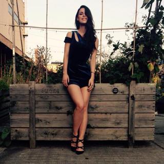 Lena Meyer-Landrut feet photo thumbnail