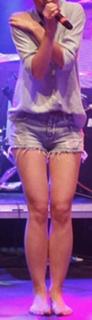 Lena Meyer-Landrut feet photo thumbnail
