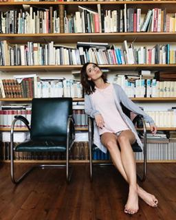 Lena Meyer-Landrut feet photo thumbnail