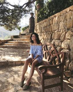 Lena Meyer-Landrut feet photo thumbnail
