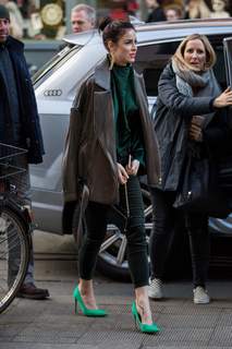 Lena Meyer-Landrut feet photo thumbnail