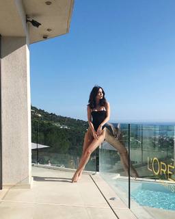 Lena Meyer-Landrut feet photo thumbnail