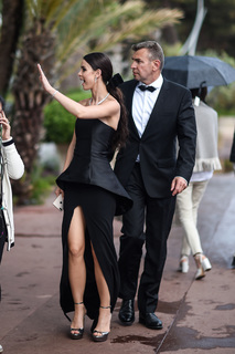 Lena Meyer-Landrut feet photo thumbnail