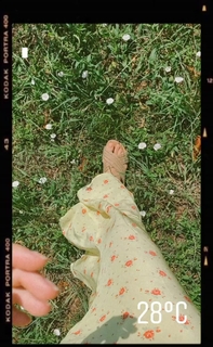 Lena Meyer-Landrut feet photo thumbnail