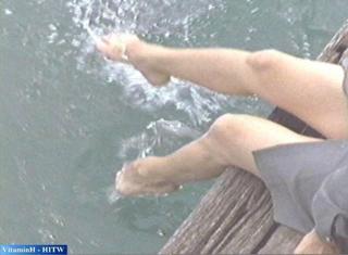 Lena Olin feet photo thumbnail