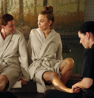 Lena Olin feet photo thumbnail