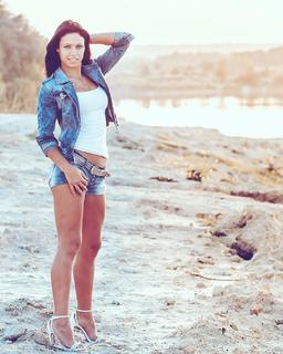 Lena Ovchynnikova feet photo 8