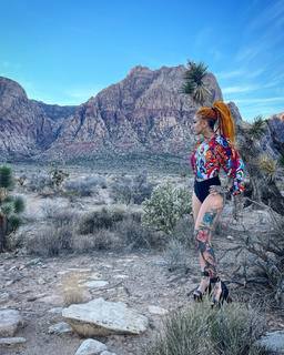 Lena Scissorhands feet photo 6