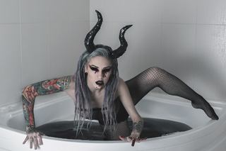Lena Scissorhands feet photo 9