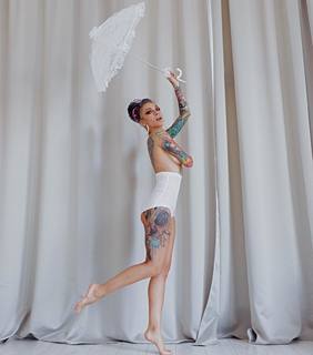 Lena Scissorhands feet photo 17