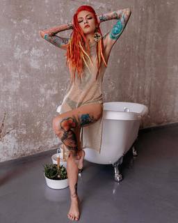 Lena Scissorhands feet photo 8