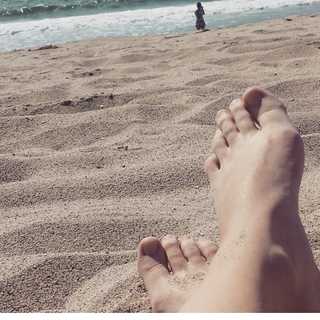 Lena Scissorhands feet photo 1