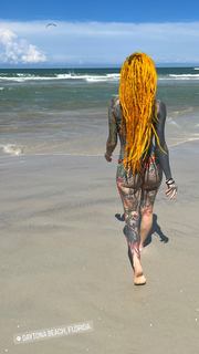 Lena Scissorhands feet photo 11