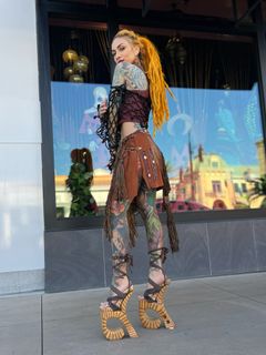 Lena Scissorhands feet photo 4