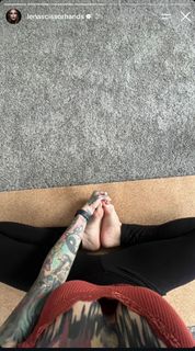 Lena Scissorhands feet photo 2