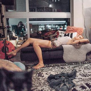 Lenay Olsen feet photo thumbnail