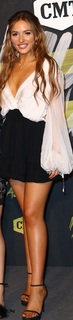 Lennon Stella feet photo 7