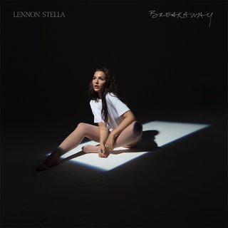 Lennon Stella feet photo 1