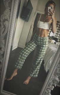 Lennon Stella feet photo 10