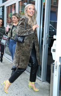 Lennon Stella feet photo 4