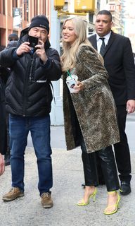 Lennon Stella feet photo 3