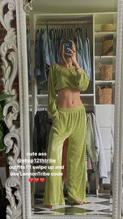 Lennon Stella feet photo 17