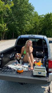 Lennon Stella feet photo 15