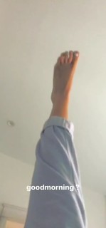 Lennon Stella feet photo 4