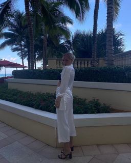 Lennon Stella feet photo 12