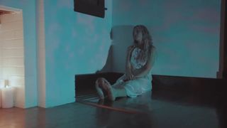 Lennon Stella feet photo 10
