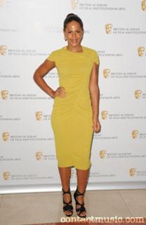 Lenora Crichlow feet photo 2