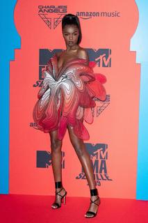 Leomie Anderson feet photo 14