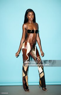 Leomie Anderson feet photo 1