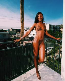 Leomie Anderson feet photo 2