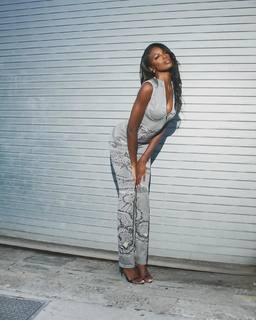 Leomie Anderson feet photo 4