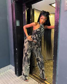 Leomie Anderson feet photo 12