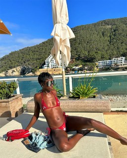 Leomie Anderson feet photo 19