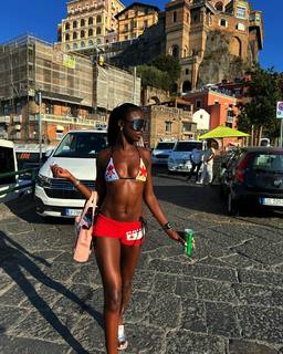 Leomie Anderson feet photo 2