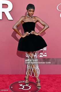 Leomie Anderson feet photo 6