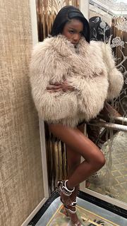 Leomie Anderson feet photo 1