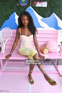 Leomie Anderson feet photo 10