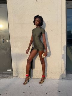 Leomie Anderson feet photo 9
