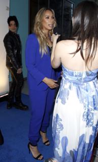 Leona Lewis feet photo thumbnail