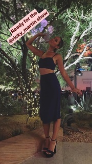 Leona Lewis feet photo thumbnail